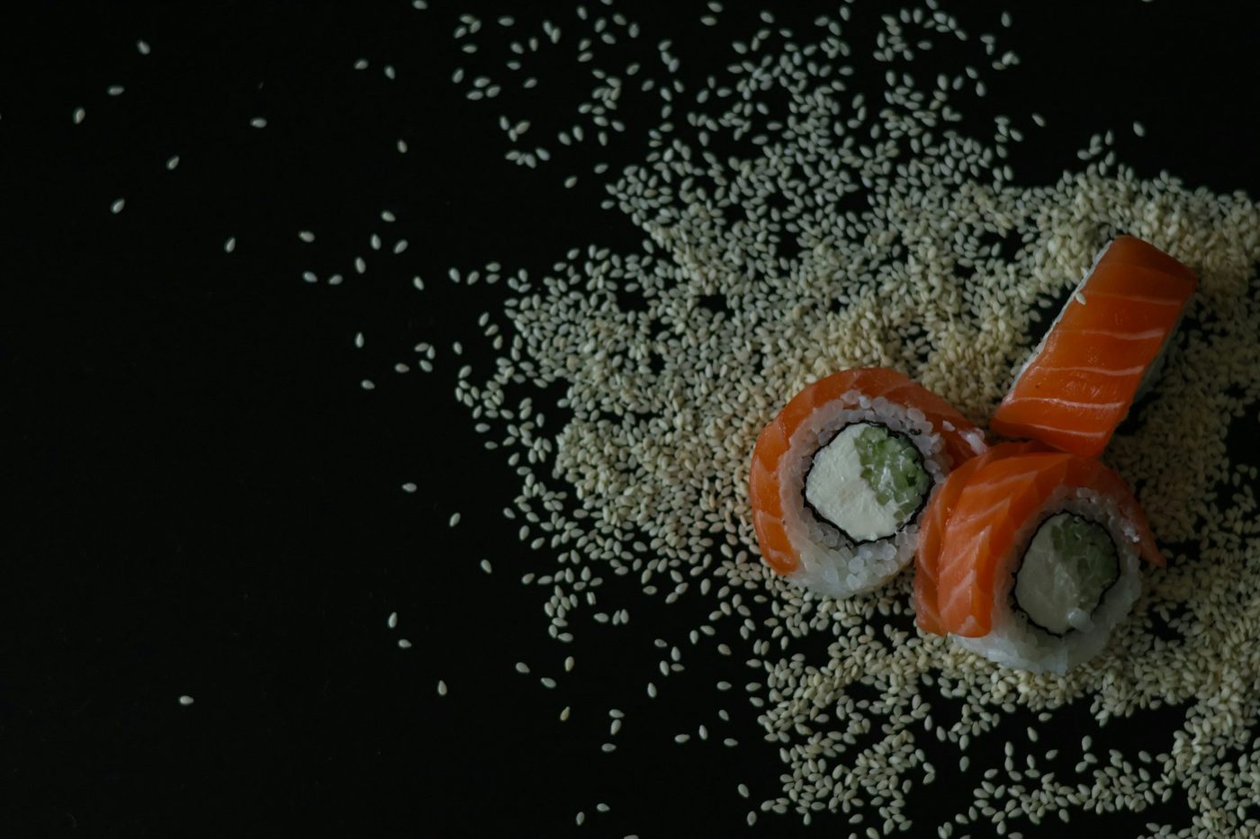 Tokyo Kitchen, sushi on sesame seeds